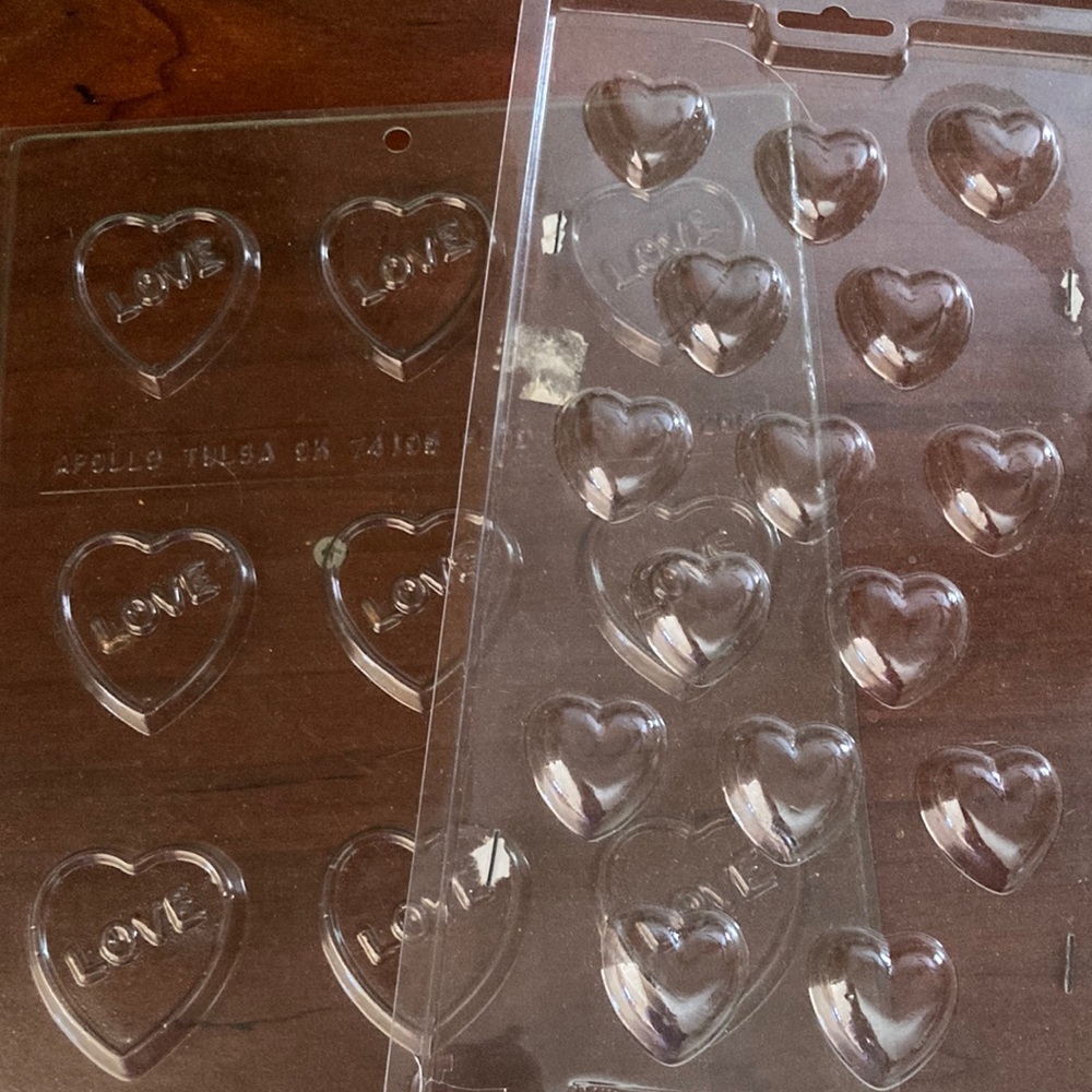 3/$15 Valentine’s DayHeart-Shaped Love Chocolate Mold Wilton Apollo